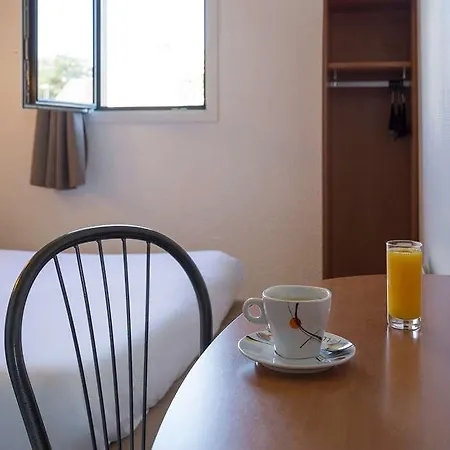 Hotel The Originals City, Novella Confort Nantes Est 2*