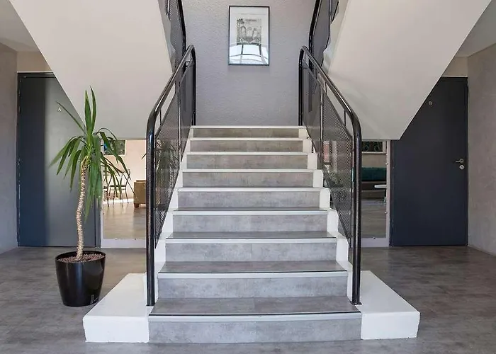 Hotel The Originals City, Novella Confort Nantes Est