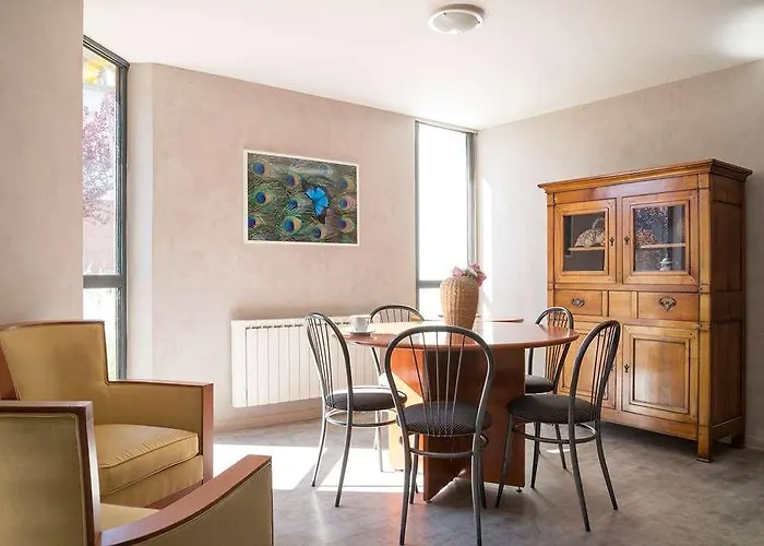 The Originals City, Novella Confort Nantes Est 2*